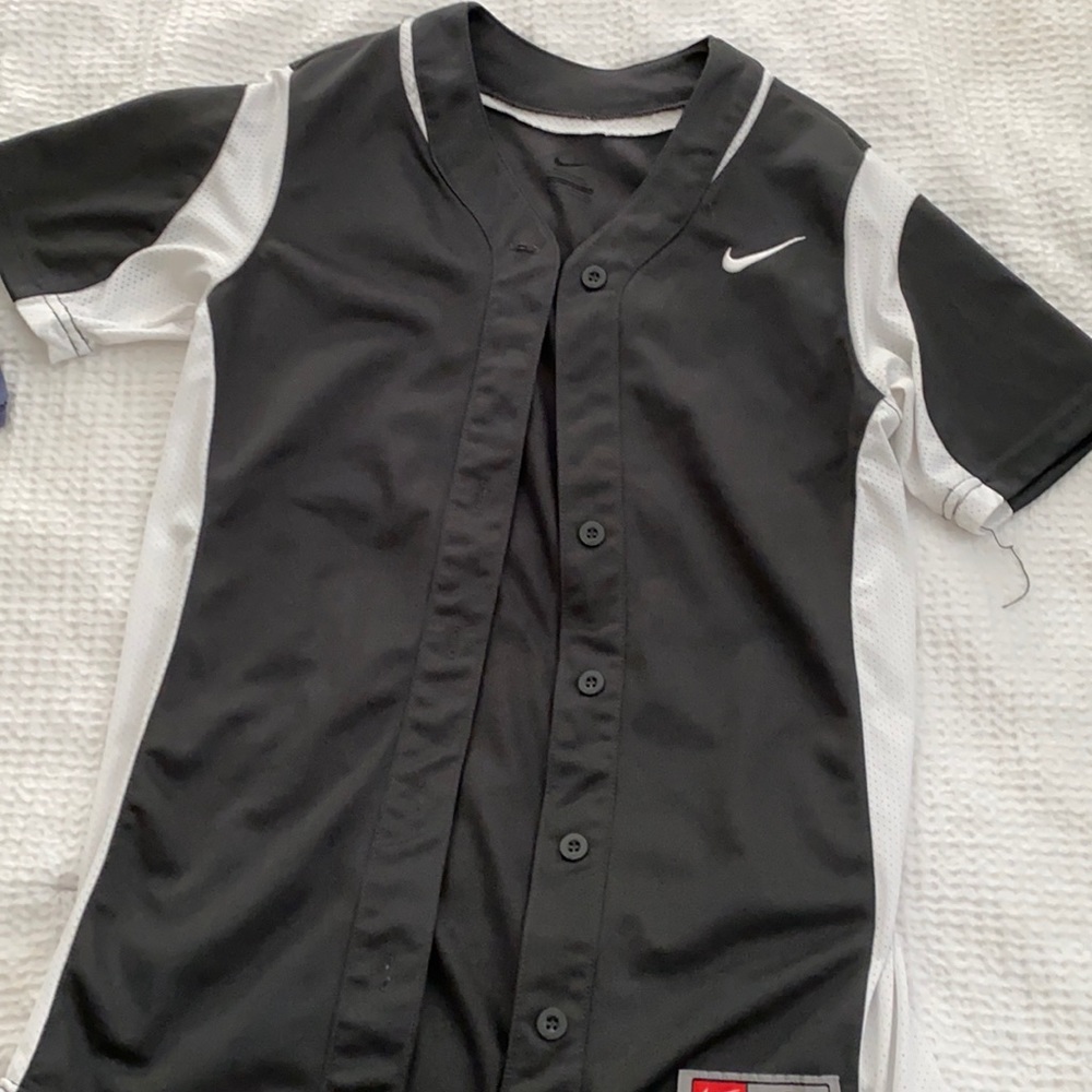 nike baseball shirt
